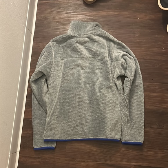 Women’s Patagonia Re-Tool Snap-T Fleece Pullover - Size Small, Grey & Blue. - Picture 4 of 5
